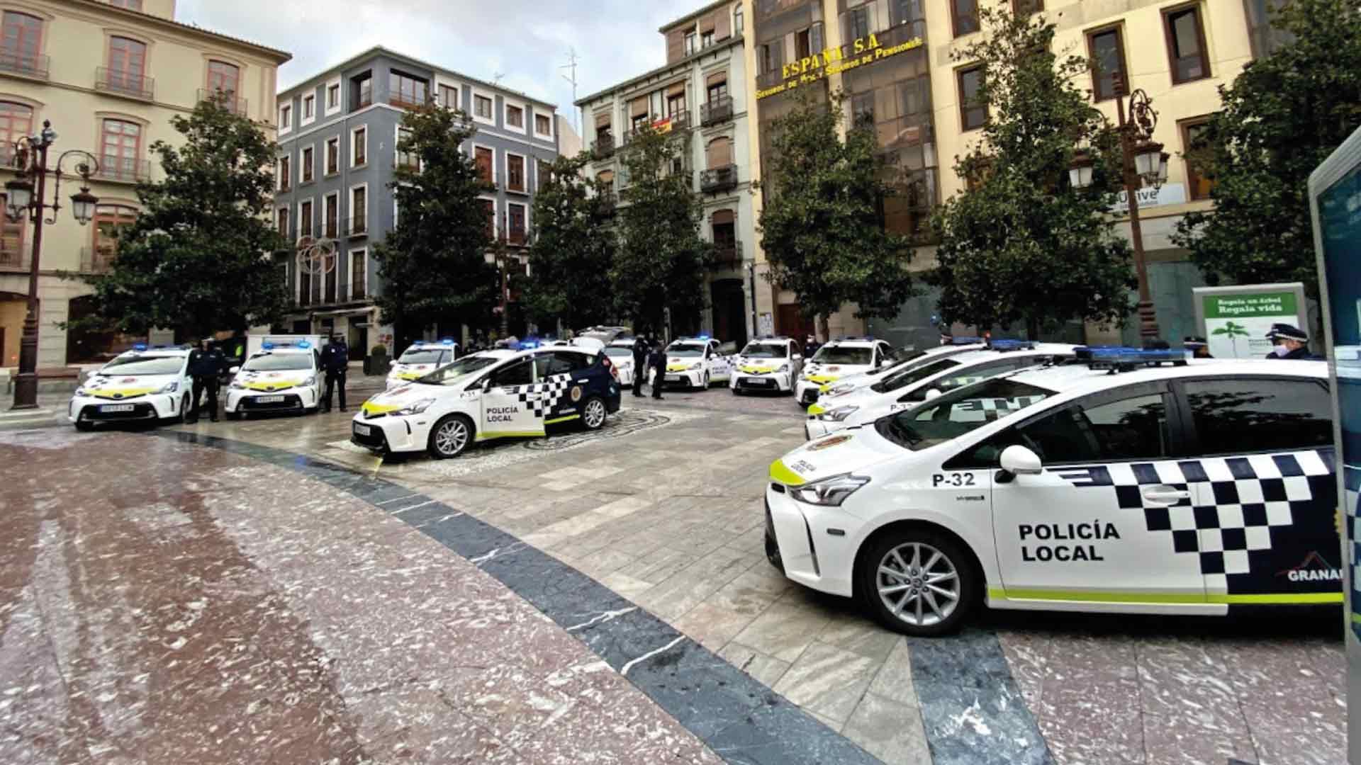 Granada Comunicaciones |  Radiocomunicaciones y equipamiento y transformación de vehículos policiales y de emergencia